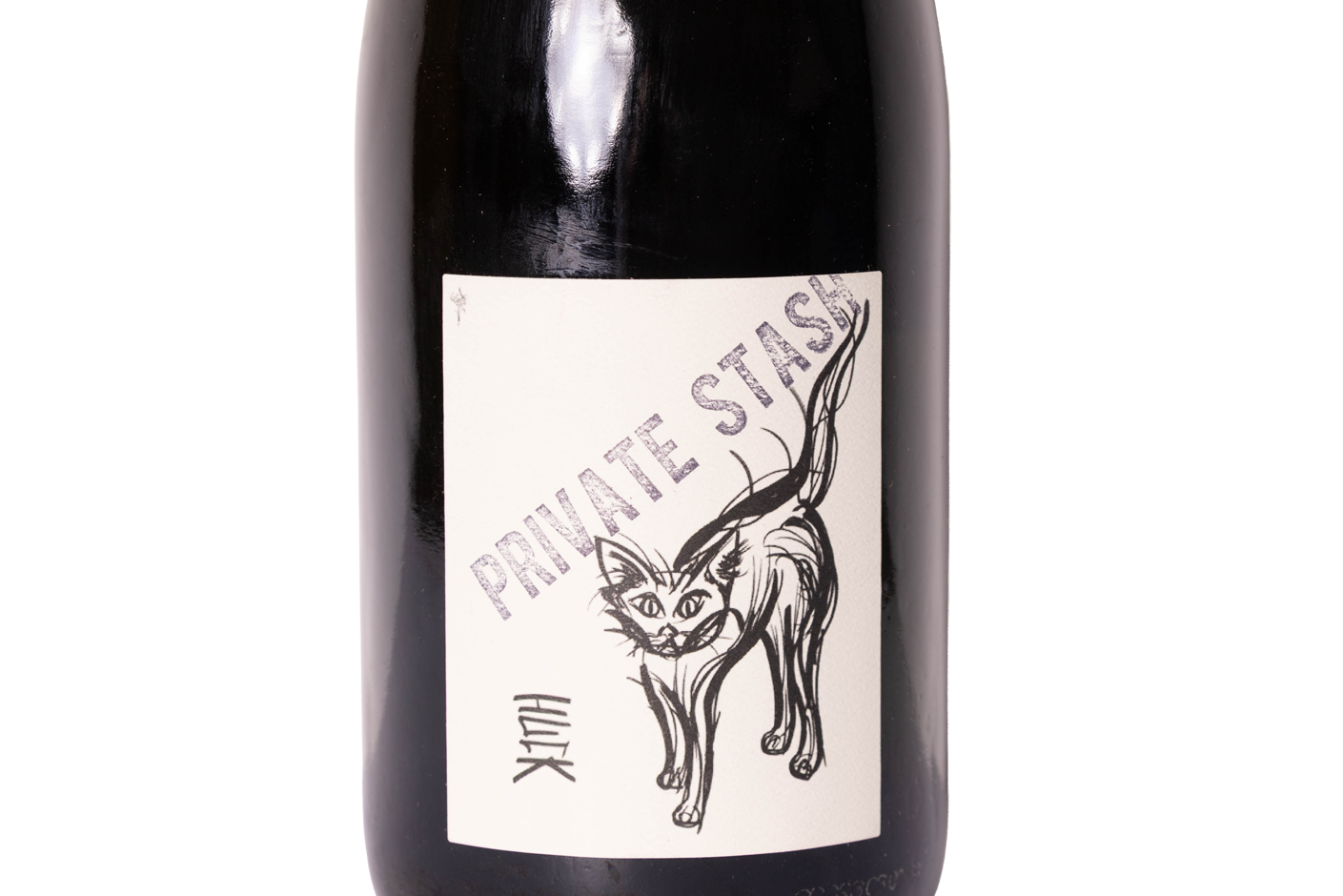 close up de etiqueta de pet nat Huck Private Stash 2020 de Absentee Winery
