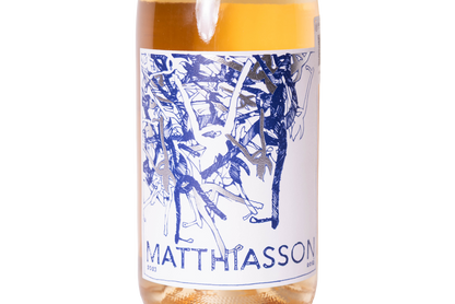 closeup de etiqueta de Rose 2023 de Matthiasson Winery en Napa Valley