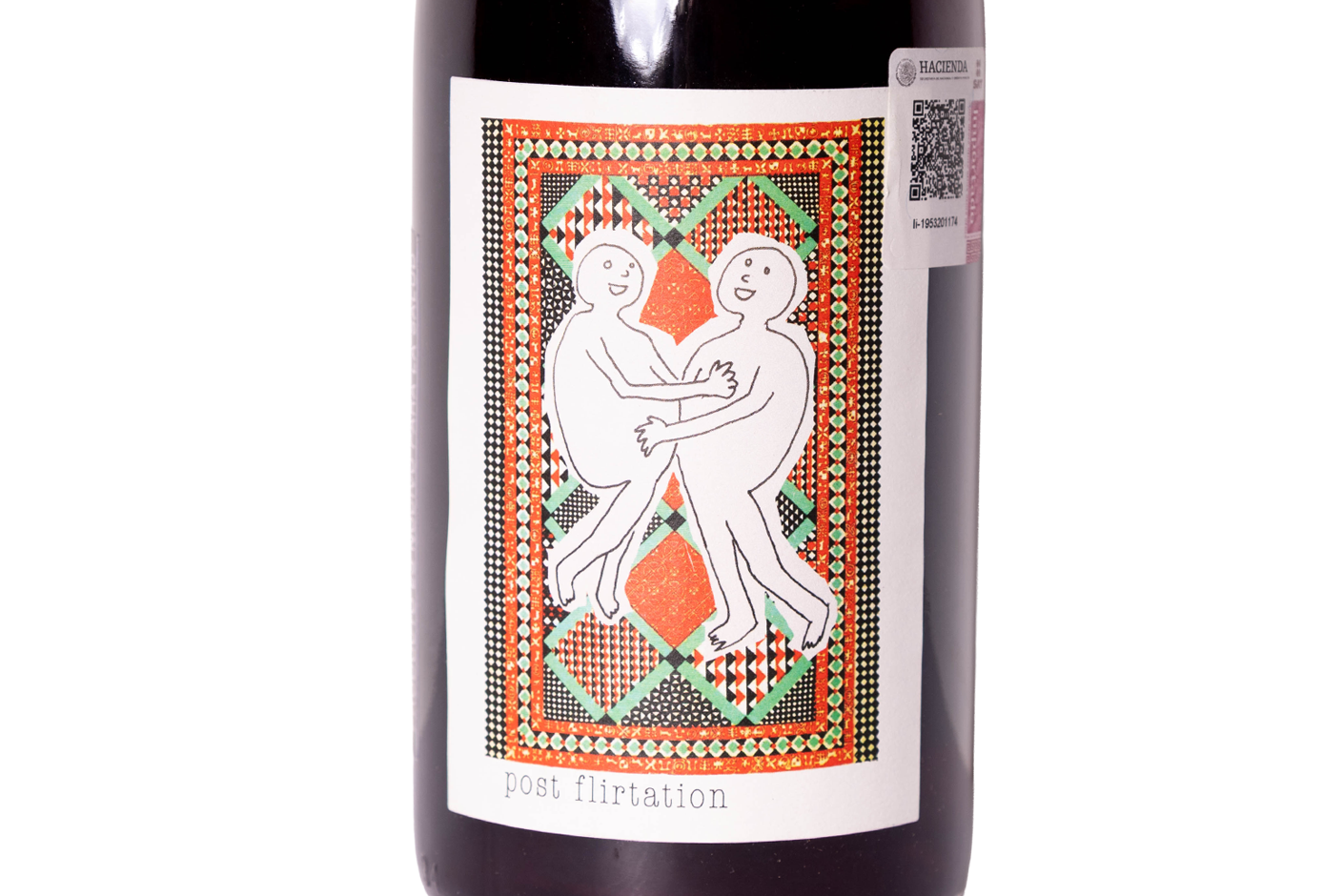close up de vino tinto natural post flirtation 2023 de martha stoumen