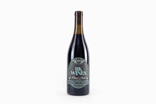 Cargar imagen en el visor de la galería, Vino natural, Vino en México, Vino orgánico, Vino biodinamico, Agricultura orgánica, Cosecha manual, Maridaje perfecto, Vinos veganos, Venta de vinos, Comercio local, Vinos mexicanos, Vinos internacionales, Sin sulfitos, Skin contact, Vino naranja, BK Wines, Carbonic Pinot Noir, Vino tinto, Australia
