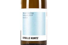 Cargar imagen en el visor de la galería, Sybille Kuntz, Riesling Kabinett 2019, riesling seco, dry riesling, vino almen, german wine, salvaje vinos, vino natural, natural wine, comprar vinos, tienda de vinos en mexico, vinos online, mercado de vinos
